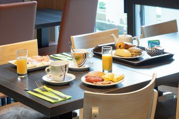 Breakfast meal
