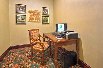 Holiday Inn Nashua an IHG Hotel