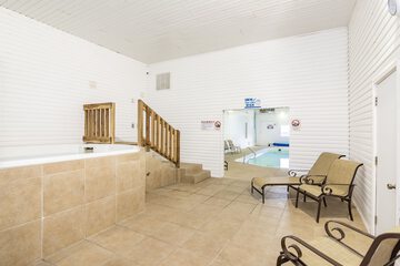 Indoor spa tub