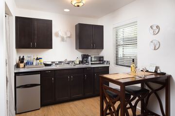 Private kitchenette