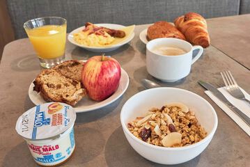 Breakfast buffet