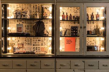 Gift shop