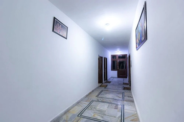 hotel_rooms