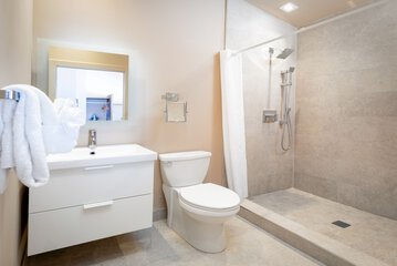 Bathroom shower