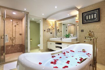 Bathroom amenities