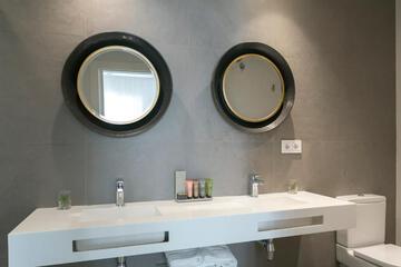 Photo 33