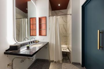 Bathroom shower