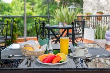 Breakfast area