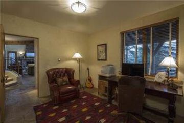 In-Room Business Center