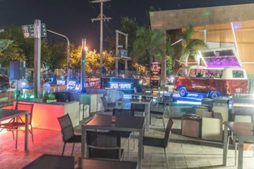 Snack bar