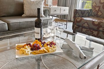 Room service - dining