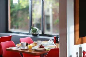 Breakfast area