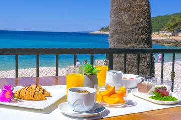 Breakfast area