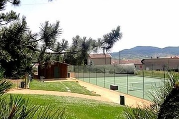 Tennis court