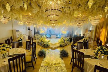 Indoor wedding