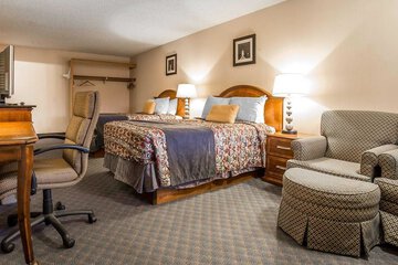 Room 19 of 37