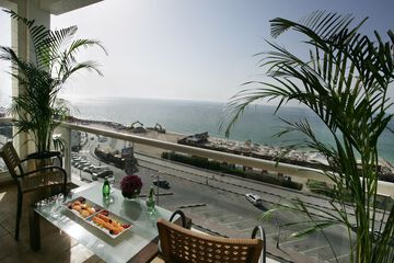 Beach/ocean view