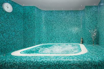 Jetted tub