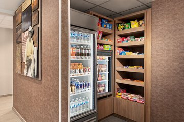 Snack bar