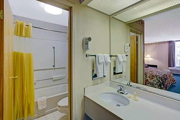 Photo 19