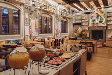 Breakfast buffet