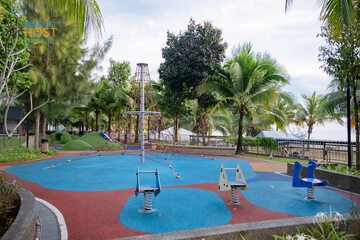 Children's play area - outdoor