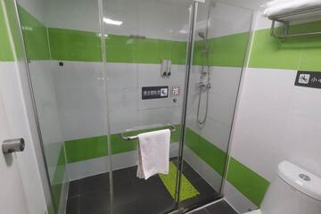 Photo 32