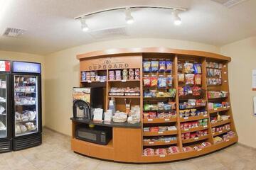Snack bar