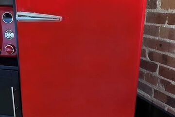 Mini-refrigerator