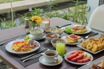 Breakfast buffet