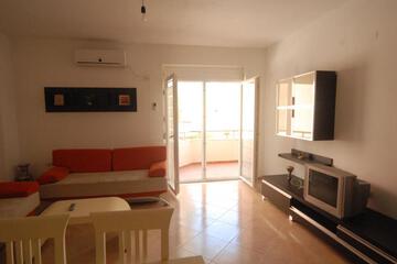 Photo 50