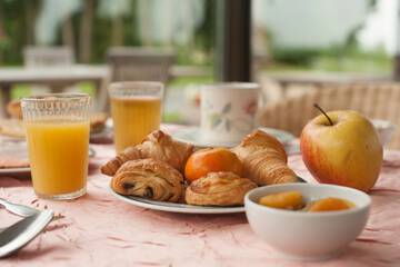 Breakfast meal