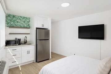 Private kitchenette