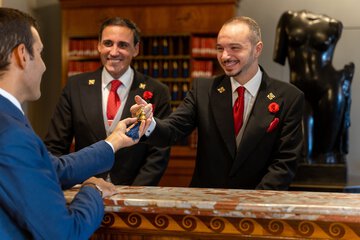 Concierge desk