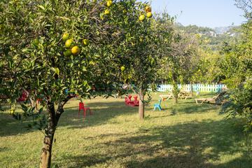 Children's play area - outdoor