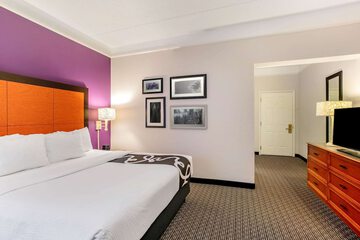 Room 21 of 30