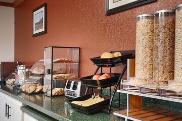 Breakfast/Coffee Service 33 of 36