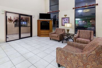 Hotel Interior 4 of 14