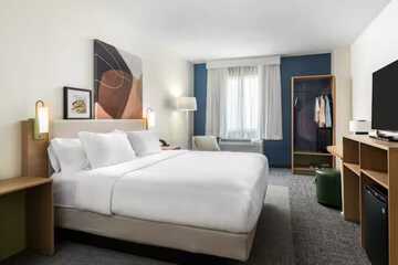 Spark by Hilton Lafayette South