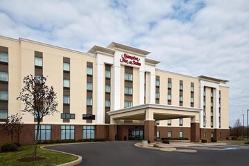 Hampton Inn & Suites Syracuse North Airport Area