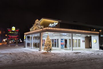 Front of property - evening/night