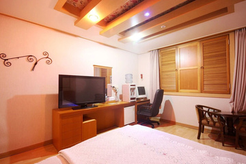 guest_rooms