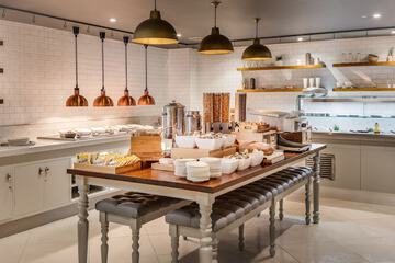 Breakfast area