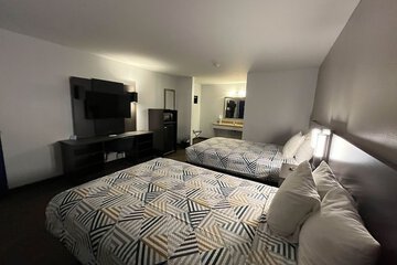 Room 31 of 33