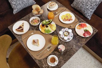 Breakfast meal