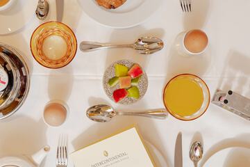 Breakfast buffet