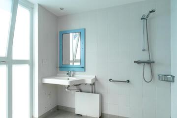 Photo 42