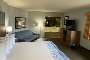 Room 22 of 32