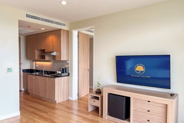 Private kitchenette