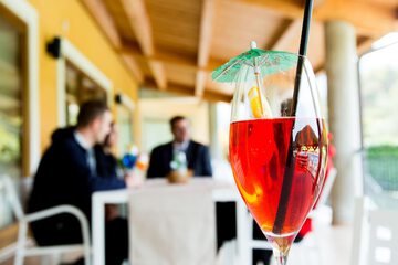 Poolside bar